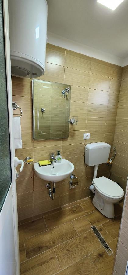 Apartament Teuta Përmet 외부 사진